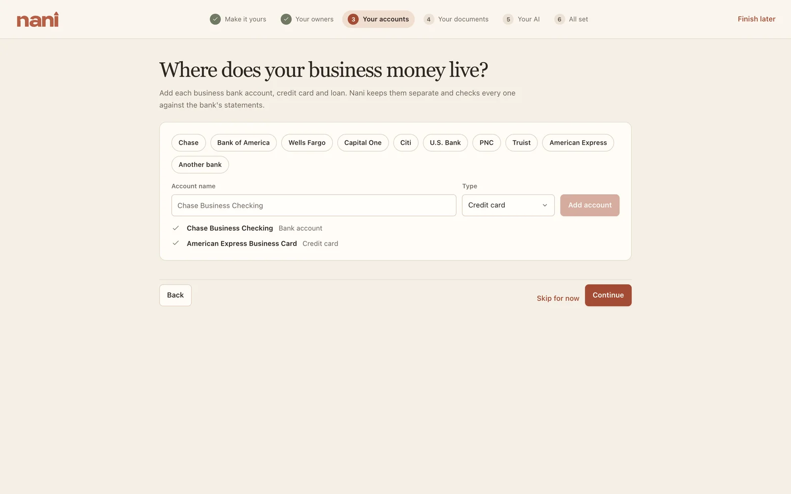 Your accounts: banks, cards and loans.
